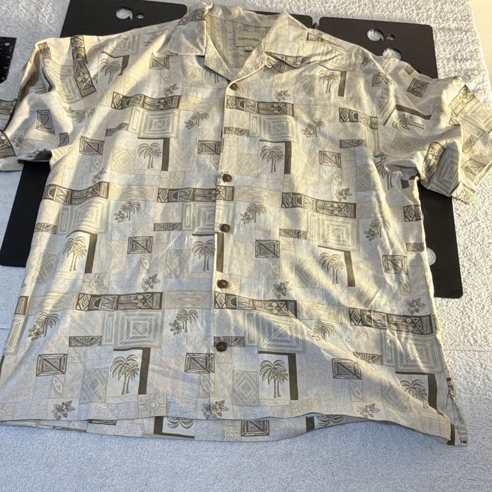 Joseph & Feiss Mens Large 100% Silk Camp Shirt Tan Cream Tropical Palm Tree L